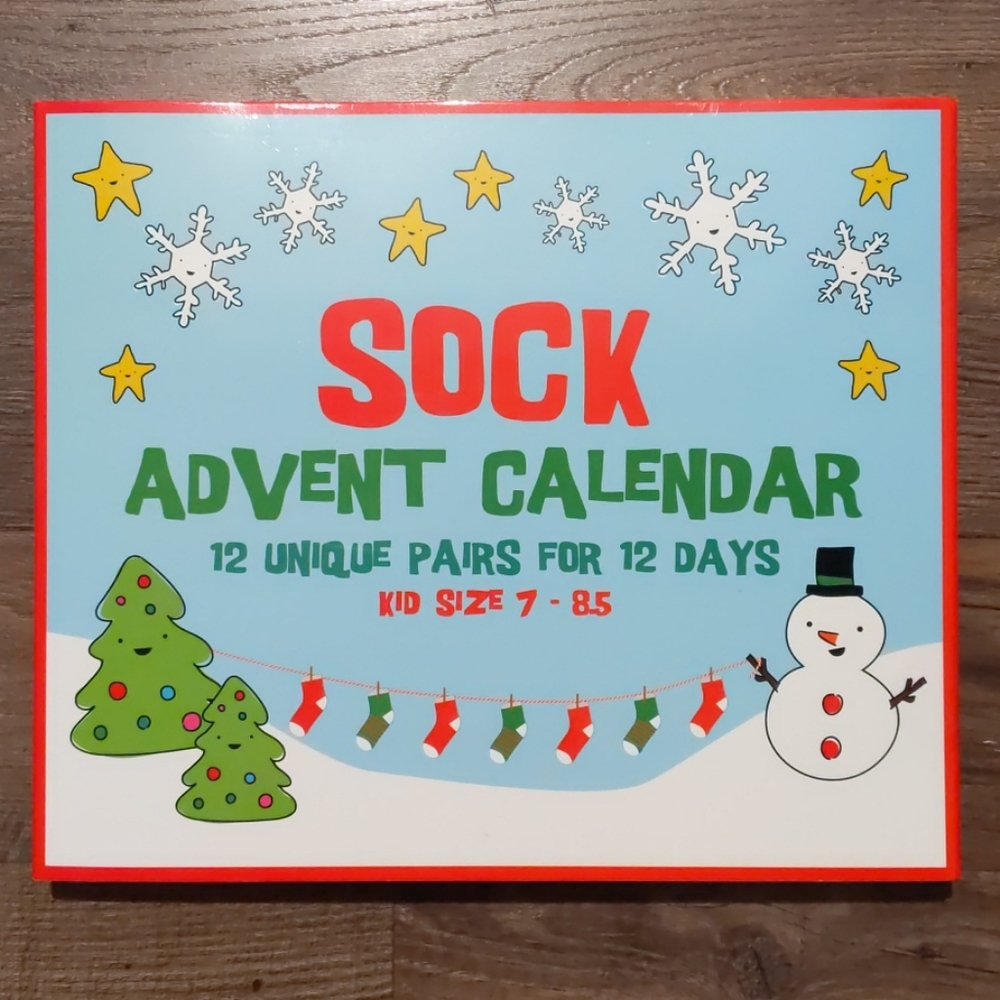 🍀NWT Advent Sock Calendar - 12 Different Pairs